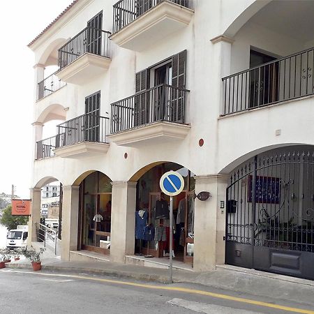 Apartamentos Vista Al Puerto Кала Фигуера Экстерьер фото